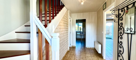 Casa de 4 dormitorios en Mohon, France No. 200875 3