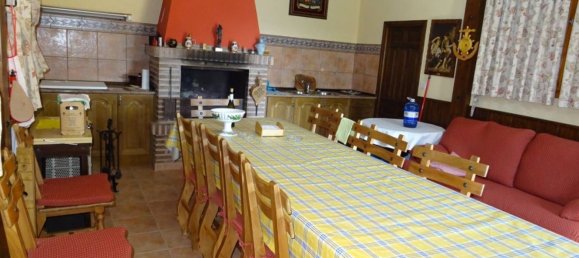 80m² Building in Burgos, Spain No. 74041 4