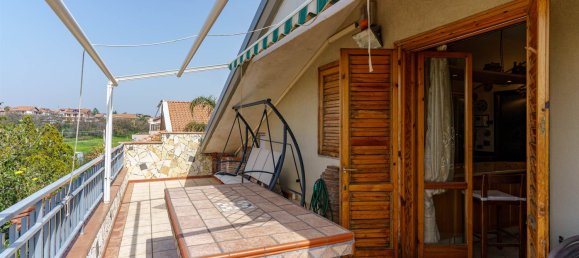 Apartamento de 3 dormitorios en Aci Sant'Antonio, Italy No. 282821 24