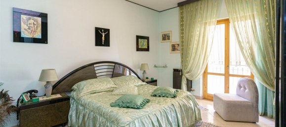 Apartamento de 3 dormitorios en Aci Sant'Antonio, Italy No. 282821 12