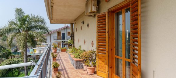 Apartamento de 3 dormitorios en Aci Sant'Antonio, Italy No. 282821 28