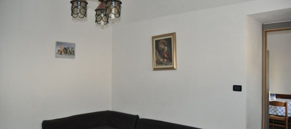 6 rooms Villa in Val della Torre, Italy No. 7971 3