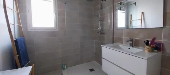 2 bedrooms House in Saint-Sulpice-de-Royan, France No. 333772 7