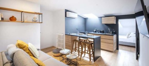 7 rooms Building in Bordeaux, France No. 95634 2