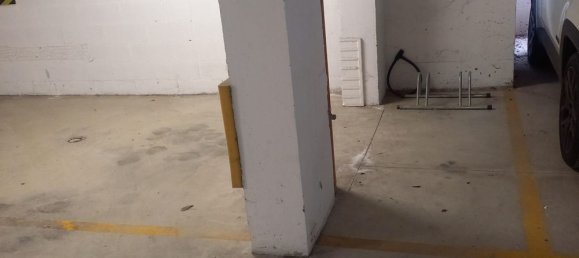  مرآب في Bologna, Italy رقم 140326 4