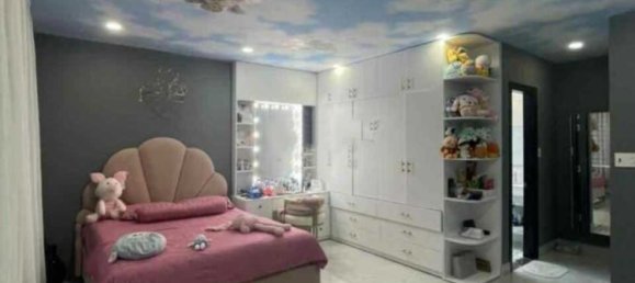 240m² Villa in District 7, Vietnam No. 15804 4