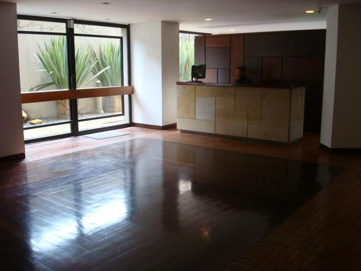 3 bedrooms House in Bogota, Colombia No. 14217