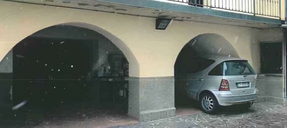 3-salle Appartement à Ballabio, Italy No. 4299 11