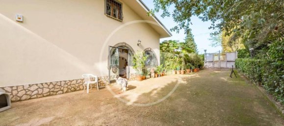 Вилла с 3 спальнями в Сан Чезарео, Италия № 264761 16