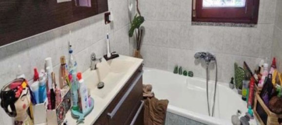 3 rooms Apartment in Vanzago, Italy No. 278544 10