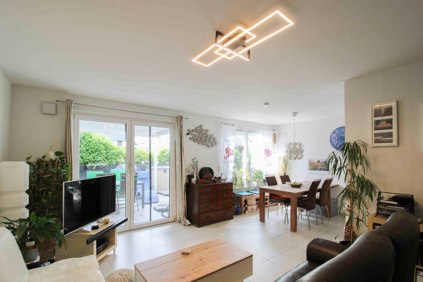 Duplex T2 em Rhein-Erft, Germany N.º 273544