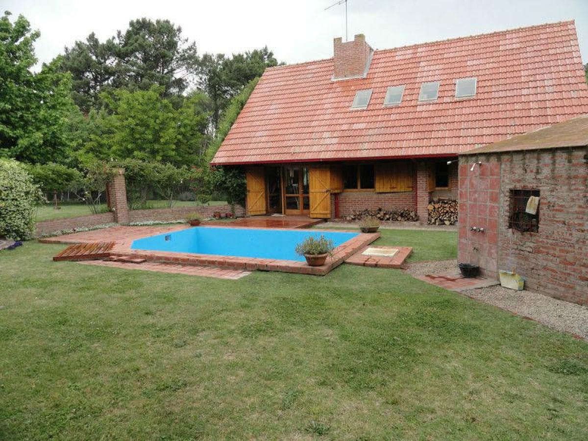 Дом с 3 спальнями в Мар-дель-Плата, Аргентина № 71717