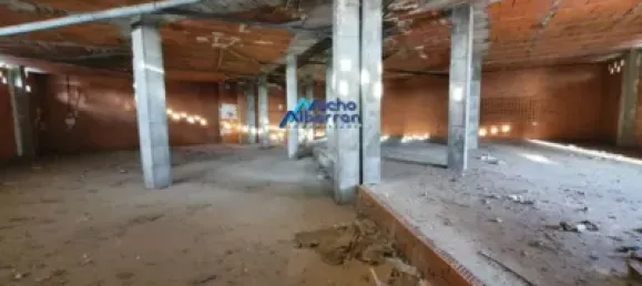 Propriété commerciale à Badajoz, Spain 362m² No. 153908 2