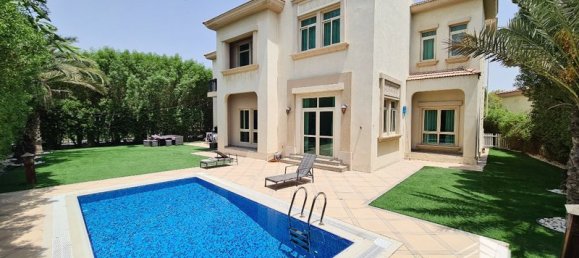 Villa de 4 dormitorios en Jumeirah Islands, UAE No. 14068 3