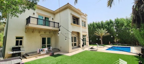 Villa de 4 dormitorios en Jumeirah Islands, UAE No. 14068 2
