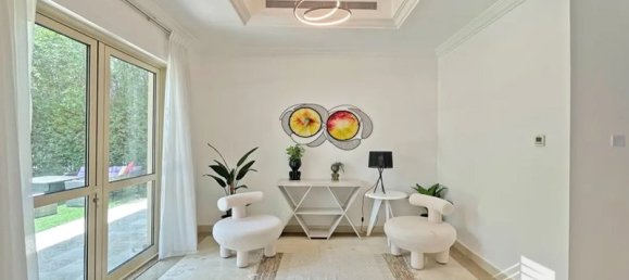 Villa de 4 dormitorios en Jumeirah Islands, UAE No. 14068 11