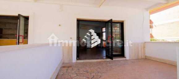 4غرفة عقار تجاري في Pomezia, Italy رقم 65340 7