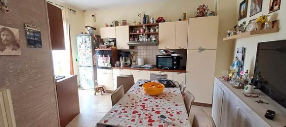 3-salle Appartement à Acquaviva delle Fonti, Italy No. 257243 2