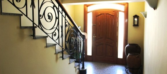 9 bedrooms Commercial property in Oria, Spain No. 2539 2