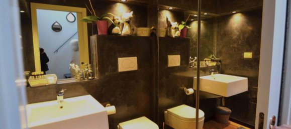 2 bedrooms Apartment in Parma, Italy No. 381293 7