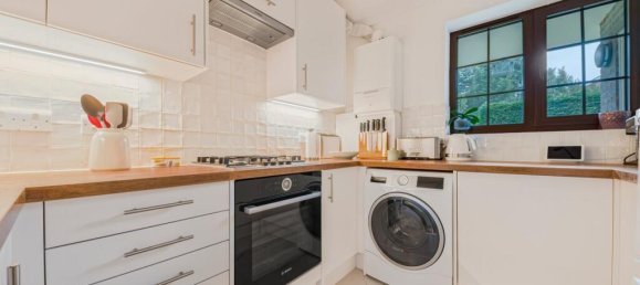 2 bedrooms Apartment in Beckenham, United Kingdom No. 874 4