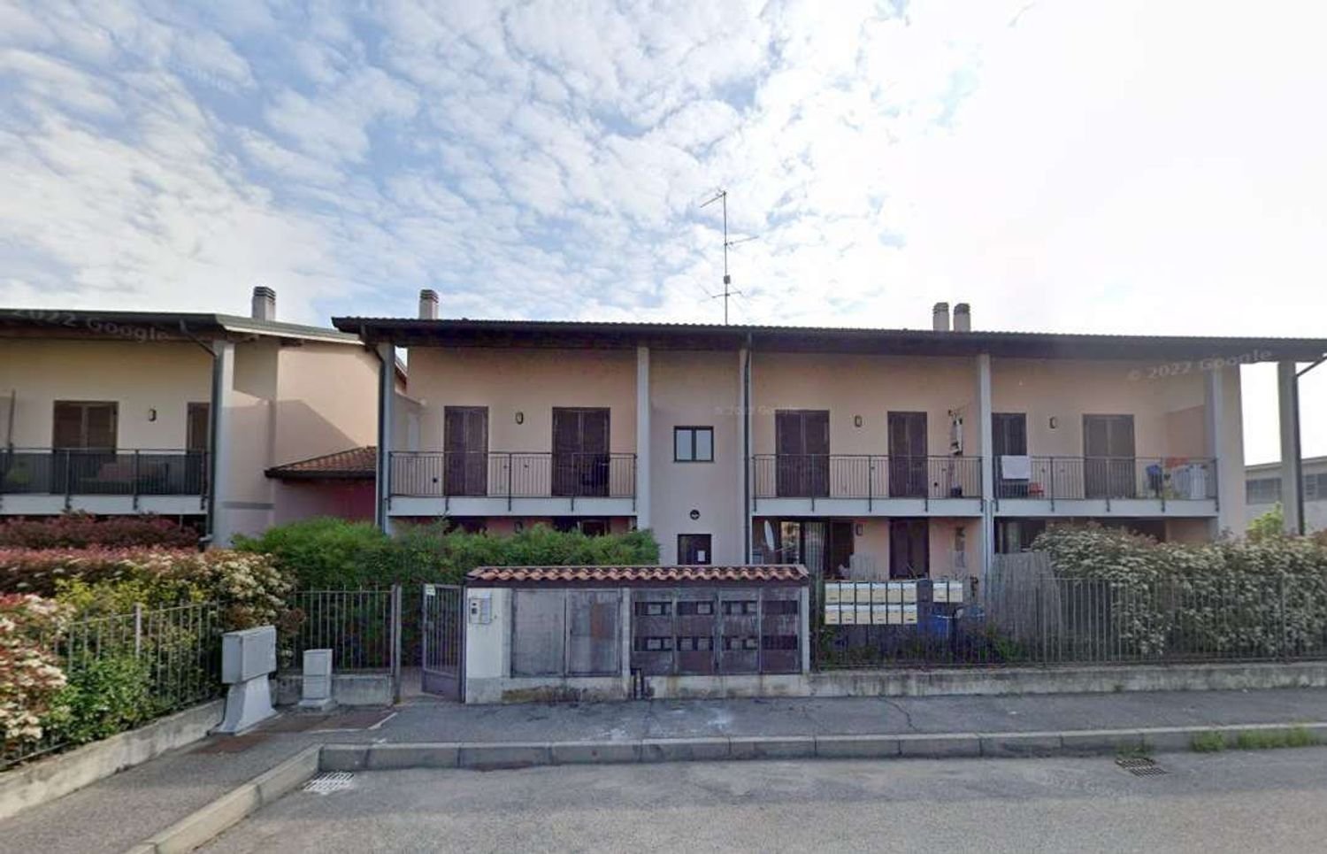 4 rooms Apartment in Roncaro, Italy No. 180626