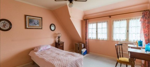 Casa de 5 dormitorios en Trevou-Treguignec, France No. 290076 6