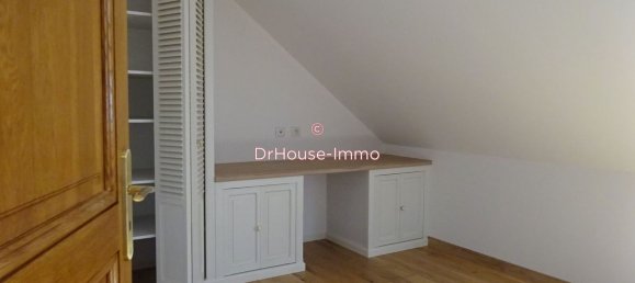 4 bedrooms House in Saint-Amand-Montrond, France No. 48255 15