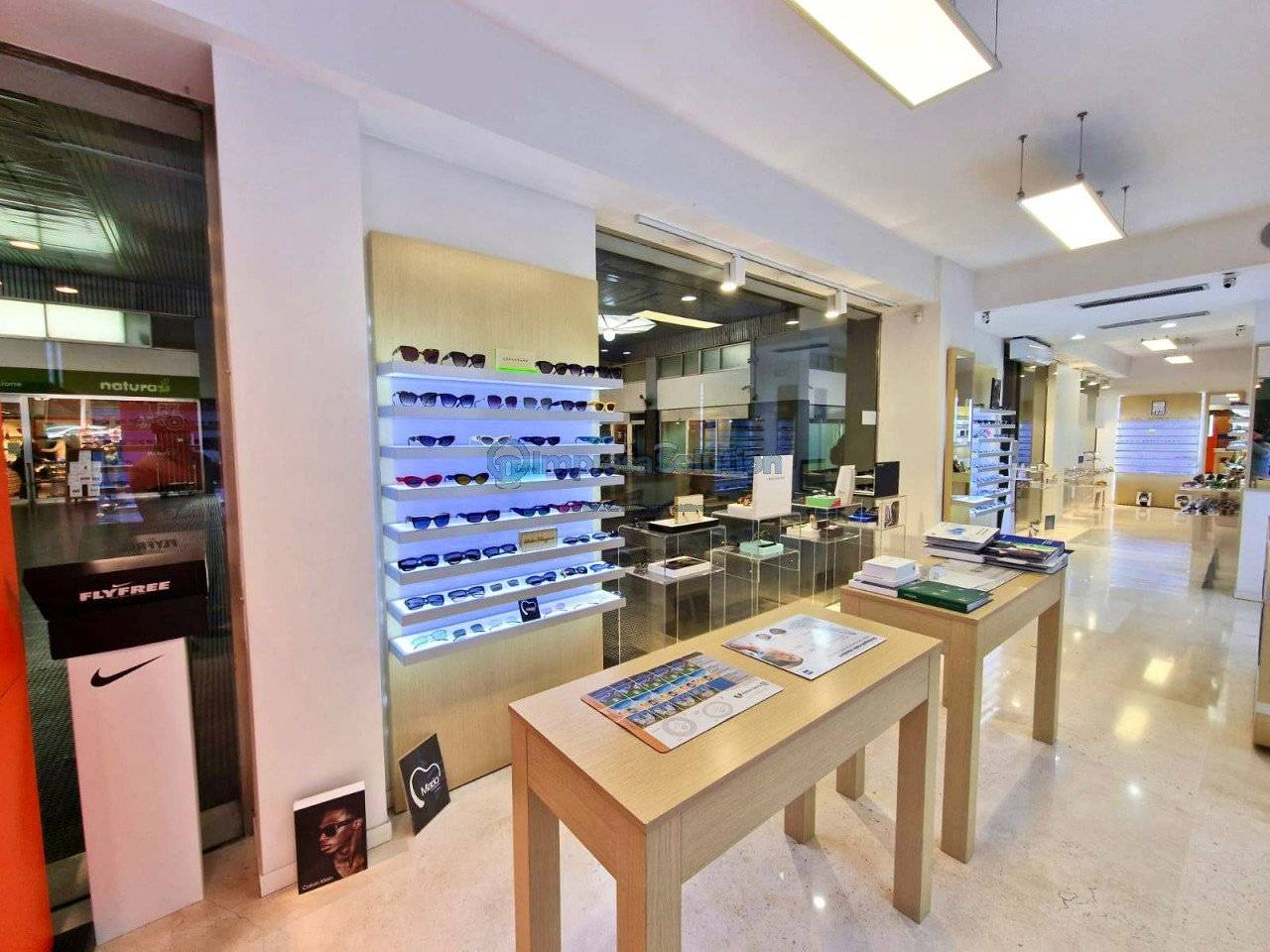 1-Zimmer Gewerbliche Immobilie in Naples, Italy, Nr. 176932