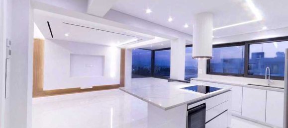 Apartamento de 3 dormitorios en Limassol, Cyprus No. 8749 12