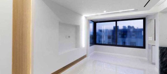 Apartamento de 3 dormitorios en Limassol, Cyprus No. 8749 10