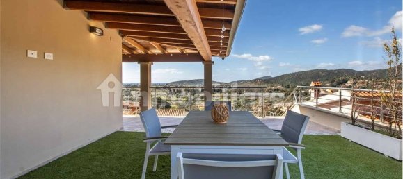 2 bedrooms Villa in Sardinia, Italy No. 302132 5