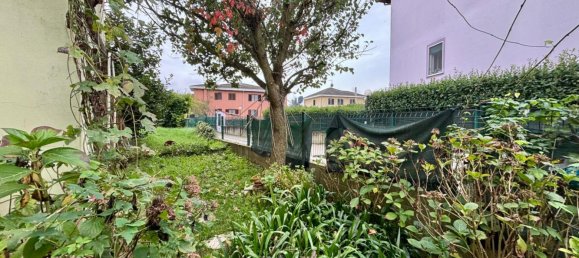 5 rooms Villa in Alessandria, Italy No. 49498 7