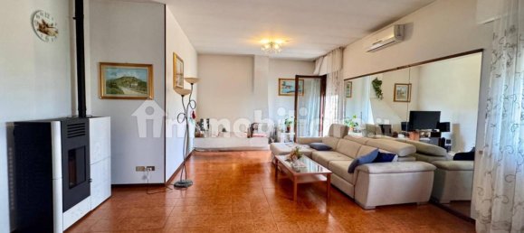 3 bedrooms House in Bevilacqua, Italy No. 324527 6