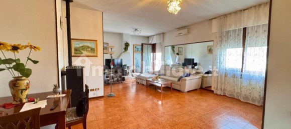 3 bedrooms House in Bevilacqua, Italy No. 324527 4
