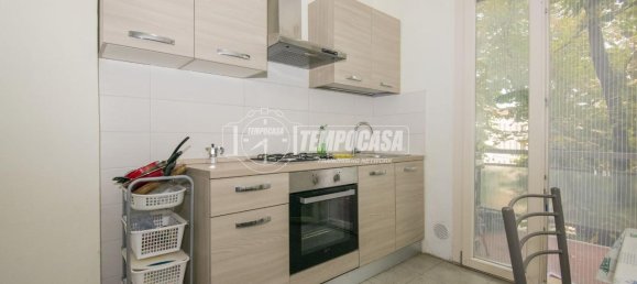 3-salle Appartement à Modena, Italy No. 107424 6