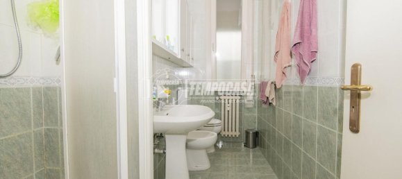 3-salle Appartement à Modena, Italy No. 107424 5