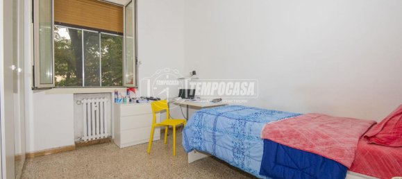 3-salle Appartement à Modena, Italy No. 107424 9