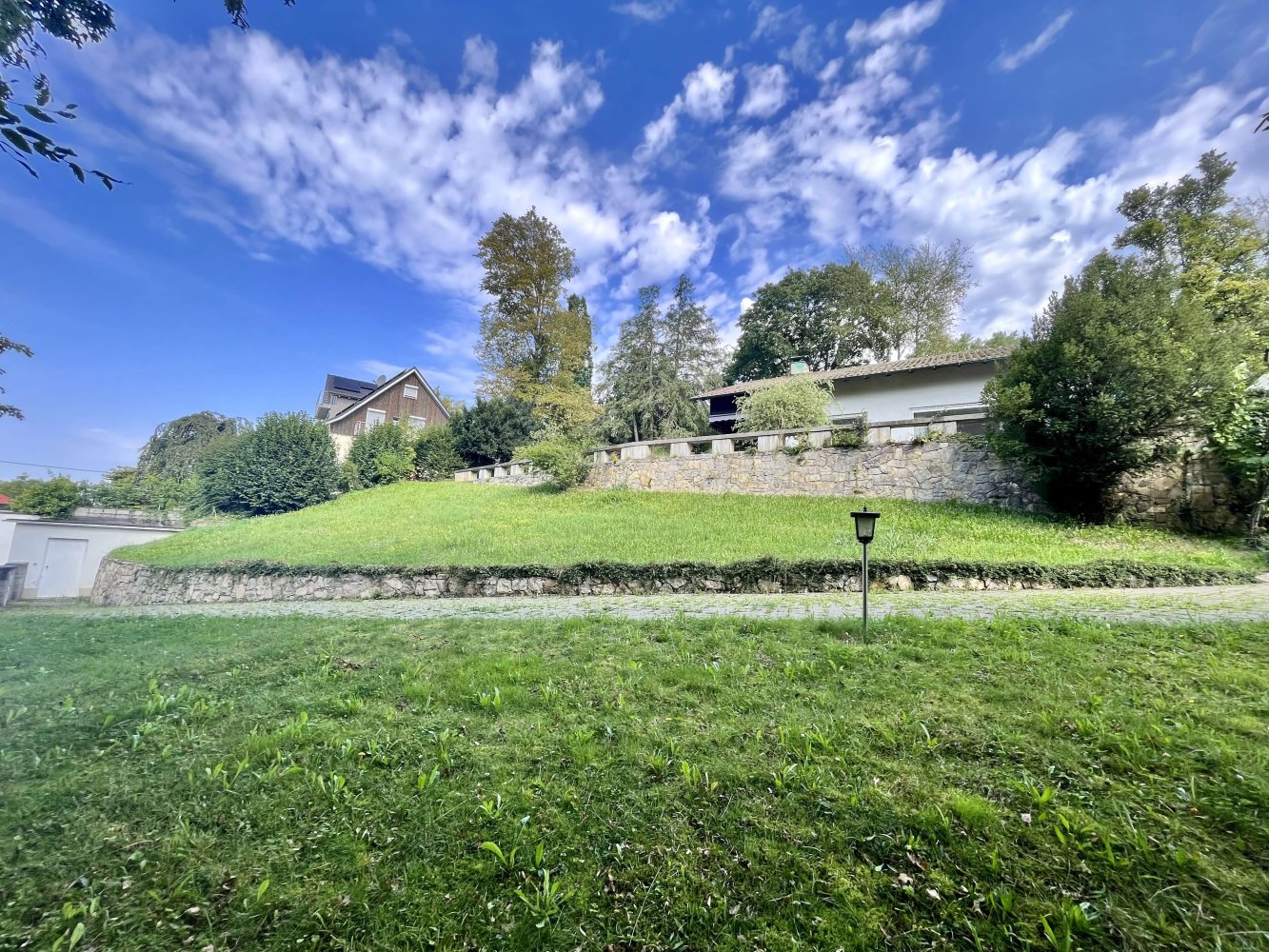 Casa de 7 habitaciónes en Rems-Murr-Kreis, Germany No. 22586