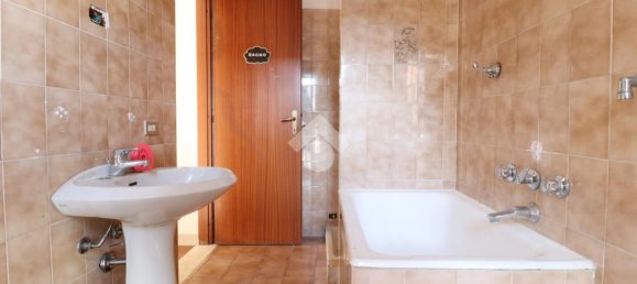 Квартира с 1 спальней в Вогера, Италия № 78577 19