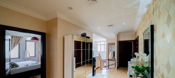 4 bedrooms Villa in Palm Jumeirah, UAE No. 3229 14