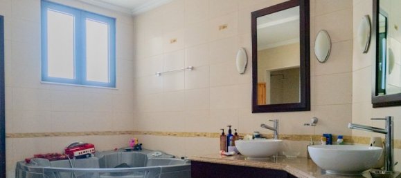 4 bedrooms Villa in Palm Jumeirah, UAE No. 3229 7