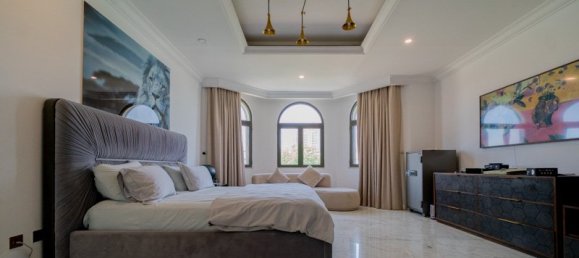 4 bedrooms Villa in Palm Jumeirah, UAE No. 3229 8
