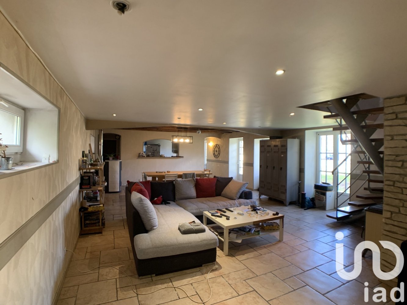 Casa de 3 dormitorios en Uzay-le-Venon, France No. 232019