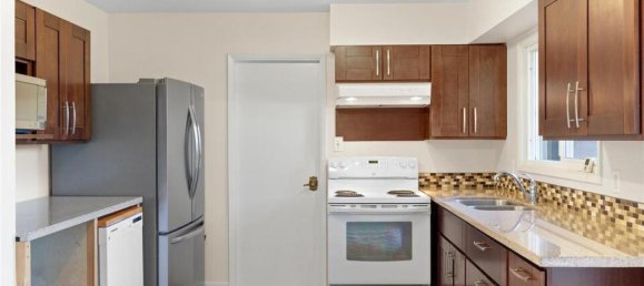 2 bedrooms House in British Columbia, Canada No. 1208 7