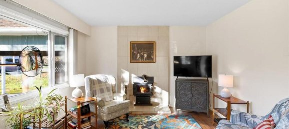 2 bedrooms House in British Columbia, Canada No. 1208 3