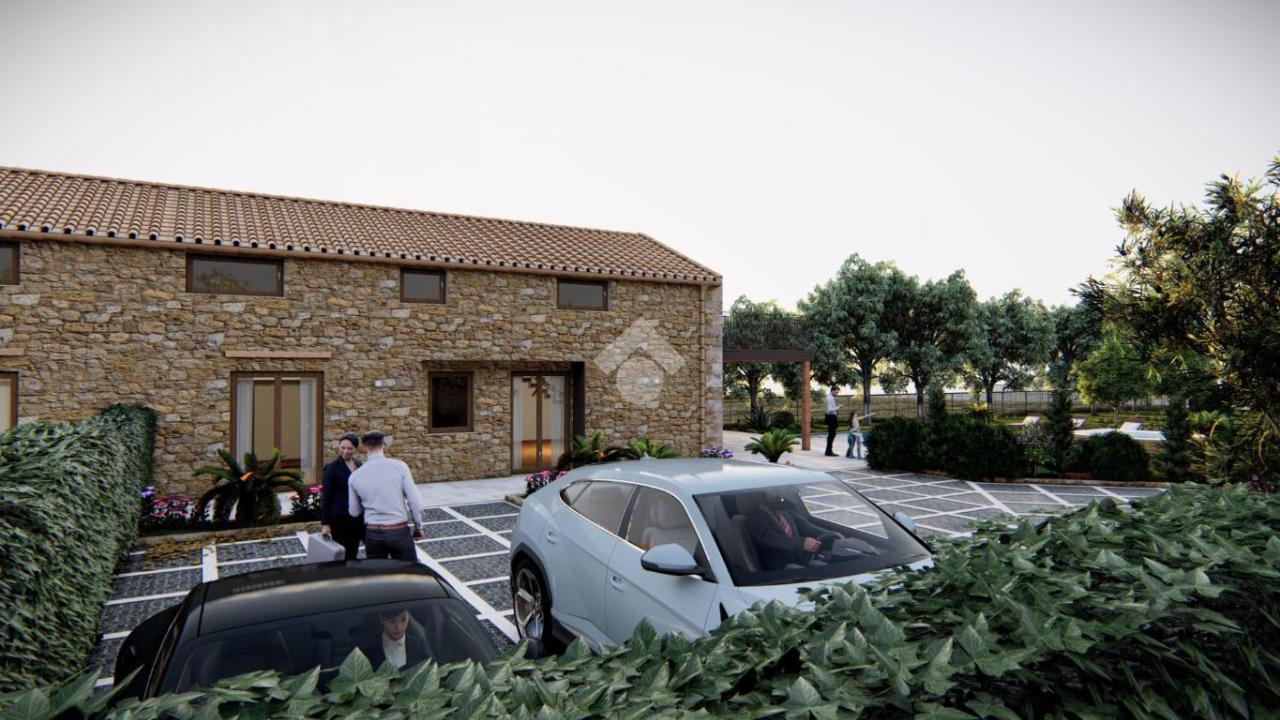 Casa de 7 habitaciónes en Castellammare del Golfo, Italy No. 24444