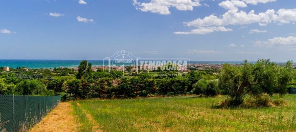 2999m² Land in Civitanova Marche, Italy No. 299324 8