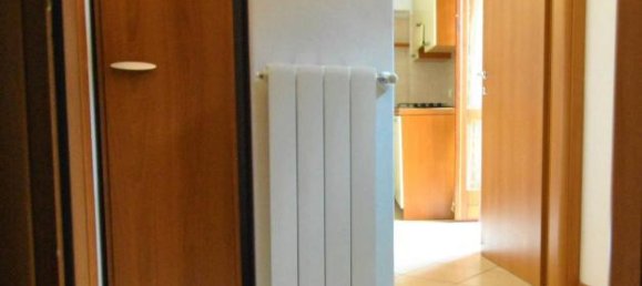 Квартира с 2 комнатами в Альцано Ломбардо, Италия № 38767 9