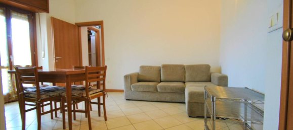 Квартира с 2 комнатами в Альцано Ломбардо, Италия № 38767 2